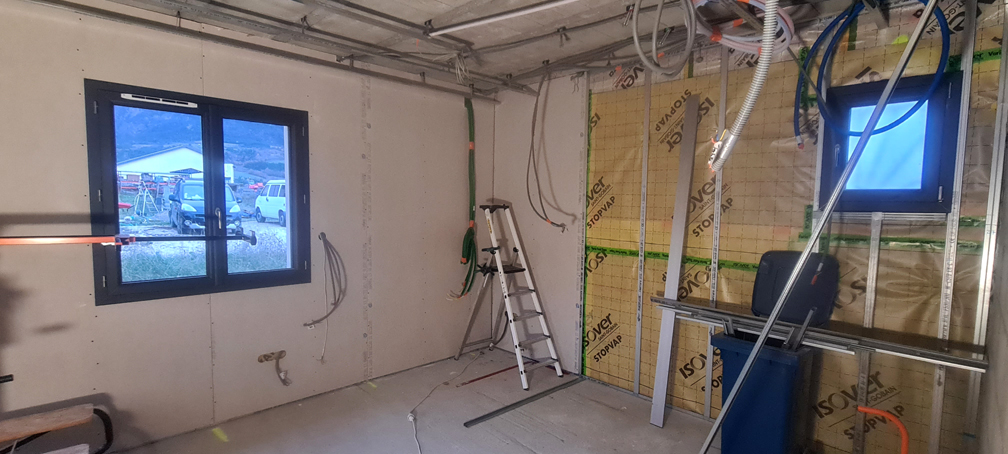 2025.11.02 - Fin du mur ouest, et début du mur nord