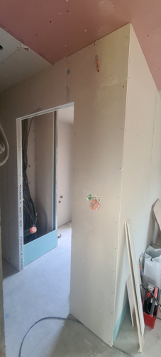 Fin du placo de l'entrée